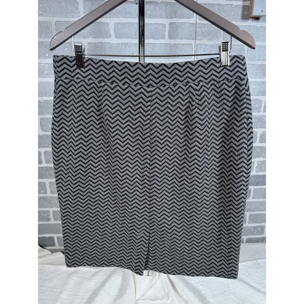 Nicole Miller New York Grey Black Chevron Zig Zag Knit Pencil Skirt Womens Large